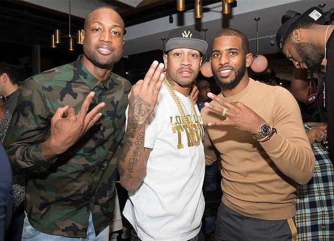 前锋射门力度与准度如何兼顾？（前锋怎样平衡射门力量与精准度？）